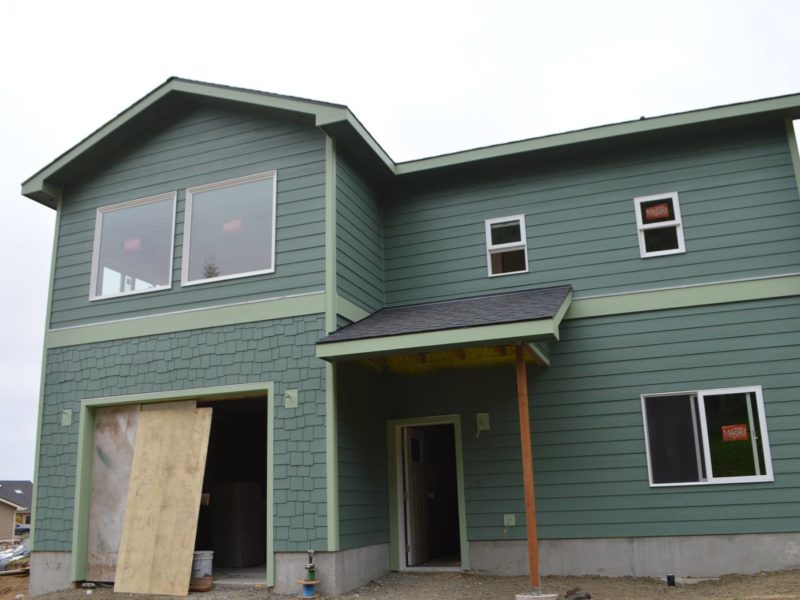 Garibaldi Custom Home Builder Siding Painting
